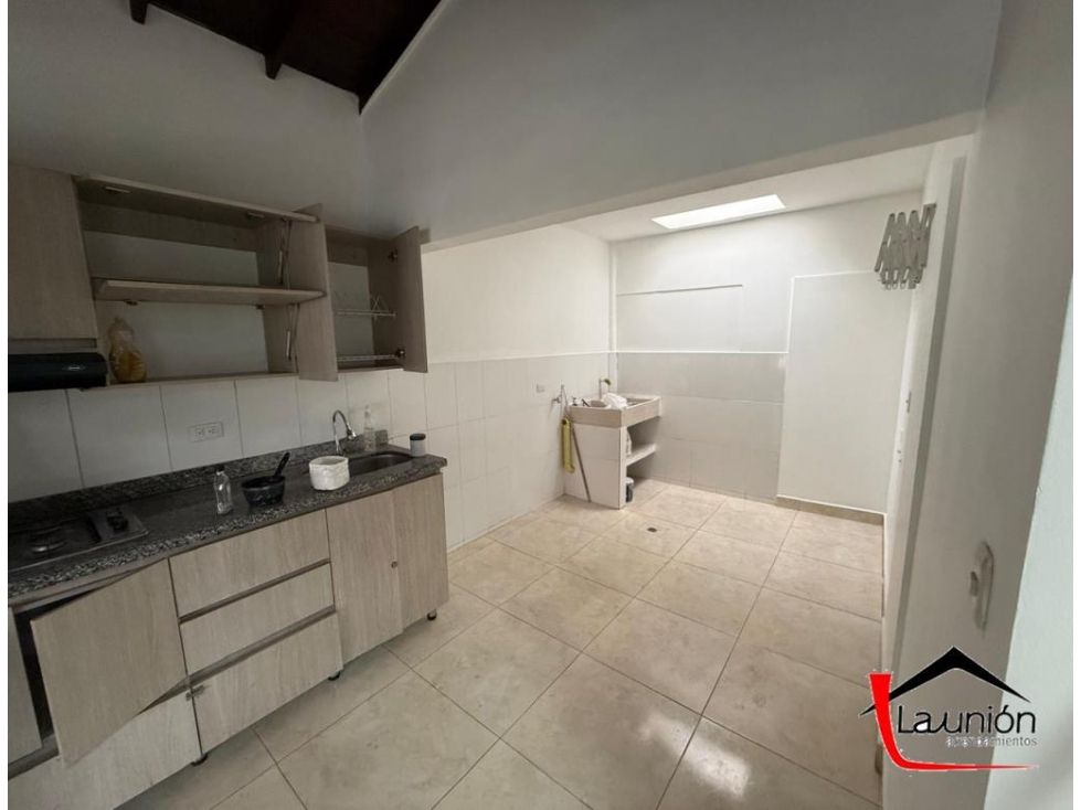 Local en arriendo Antioquia Medellín Medellín 180 m2 Habitaciones 0 Baños 2 Garajes 0 Precio $5586000