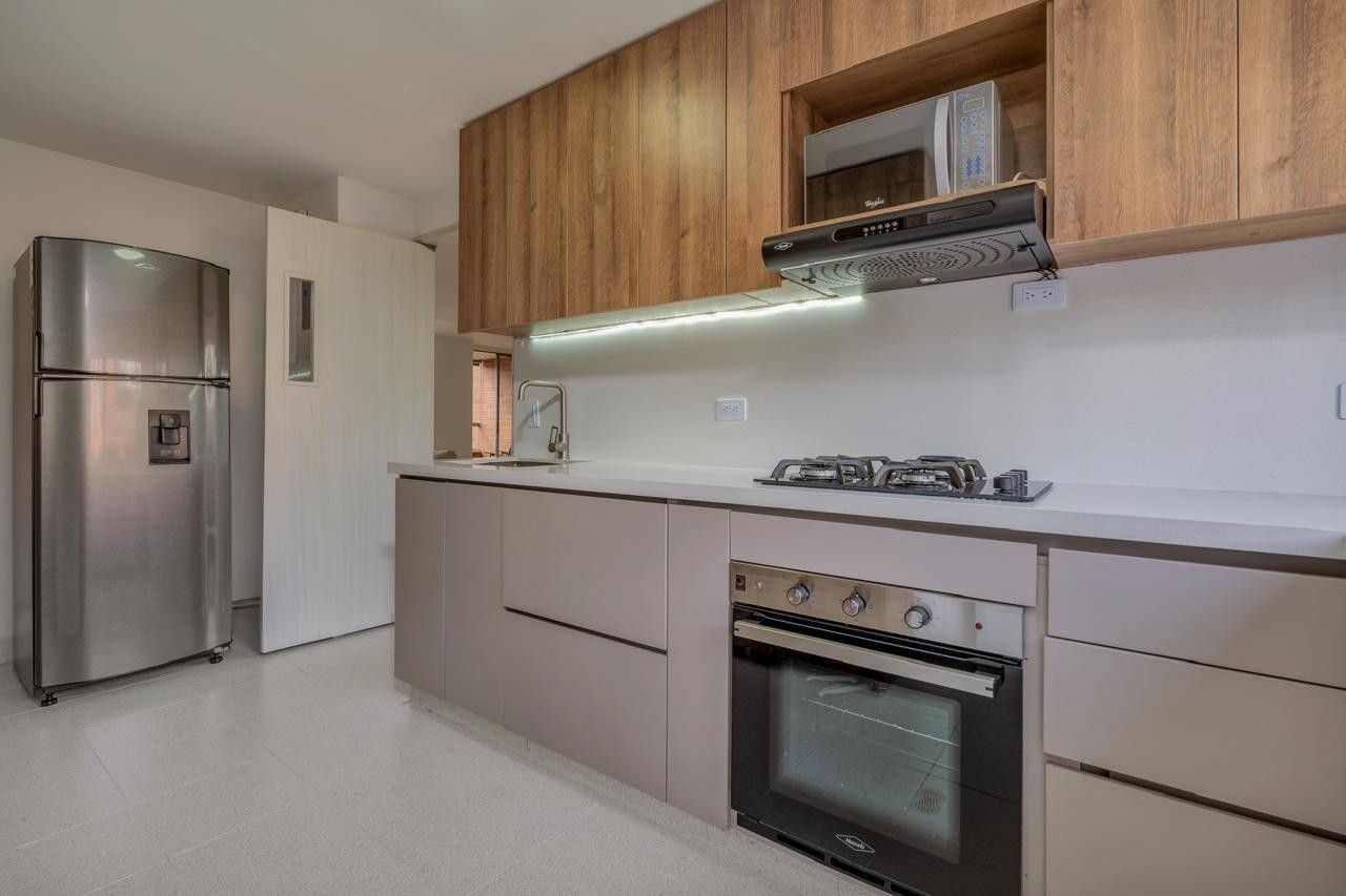 Apartamento en venta Antioquia Medellín Asomadera No2 130 m2 Habitaciones 4 Baños 5 Garajes 2 Precio $1400000000