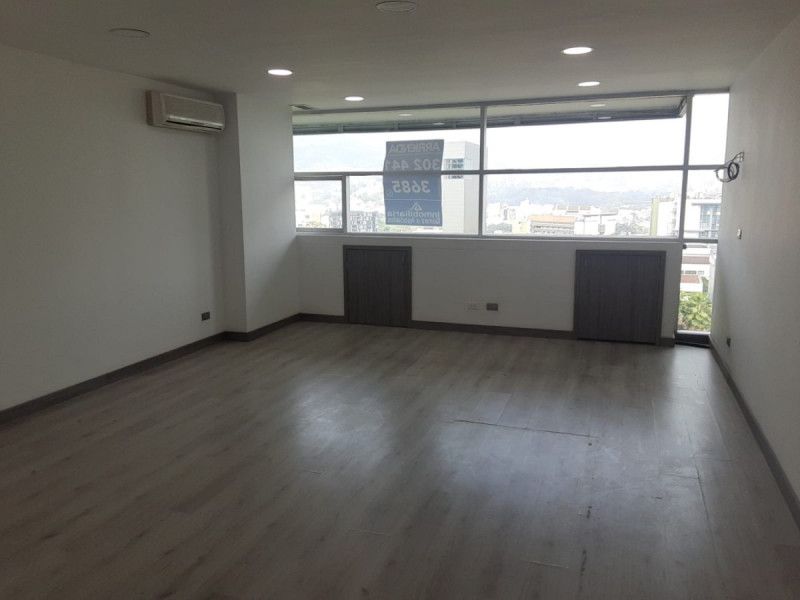 Oficina en arriendo Antioquia Medellín Los Balsos No2 52 m2 Habitaciones 0 Baños 1 Garajes 2 Precio $5300000