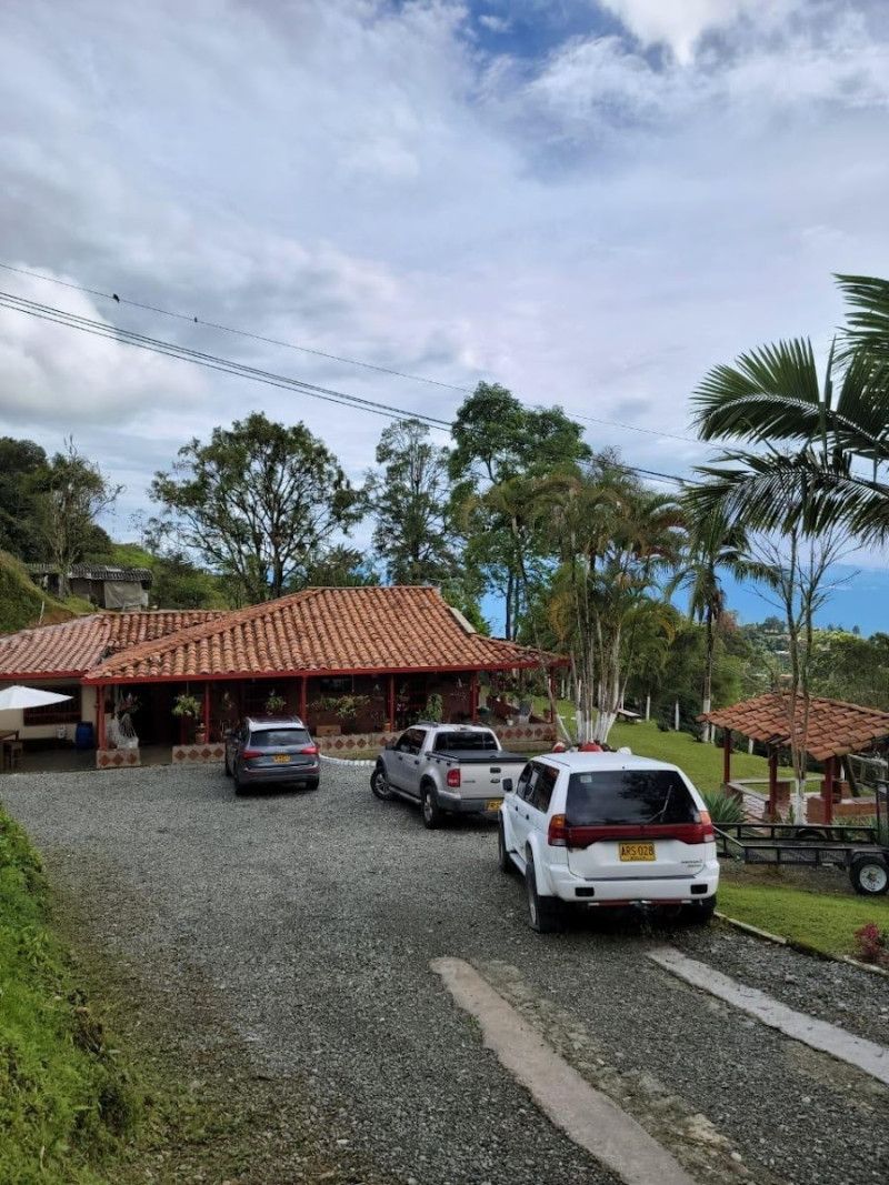 Finca en venta Antioquia Santa Bárbara Santa Bárbara 200 m2 Habitaciones 3 Baños 3 Garajes 0 Precio $850000000