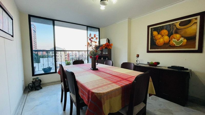 Apartamento en venta Valle Del Cauca Cali Juanambú 204 m2 Habitaciones 4 Baños 3 Garajes 2 Precio $720000000