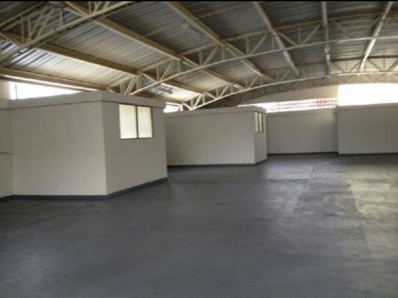 Bodega en arriendo Antioquia Medellín Jesus Nazareno 350 m2 Habitaciones 0 Baños 6 Garajes 0 Precio $7300000