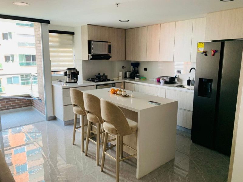 Apartamento en venta Antioquia Envigado Bosques De Zúñiga 161 m2 Habitaciones 4 Baños 5 Garajes 2 Precio $1300000000