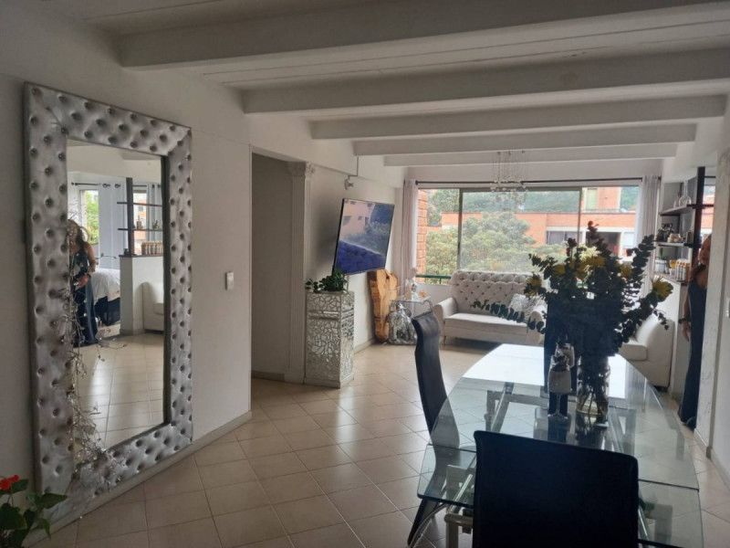 Apartamento en arriendo Antioquia Envigado Pontevedra 80 m2 Habitaciones 3 Baños 2 Garajes 1 Precio $4500000