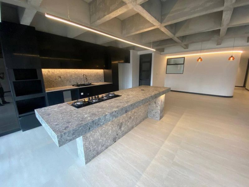 Apartamento en arriendo Antioquia Medellín Progreso 180 m2 Habitaciones 2 Baños 3 Garajes 2 Precio $9300000