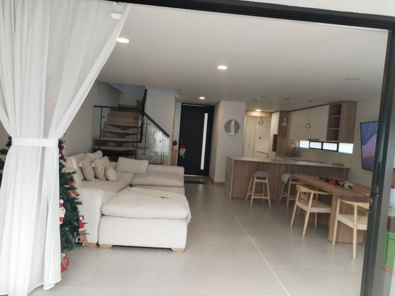 Casa en venta Antioquia Envigado Zúñiga 180 m2 Habitaciones 3 Baños 3 Garajes 0 Precio $1680000000