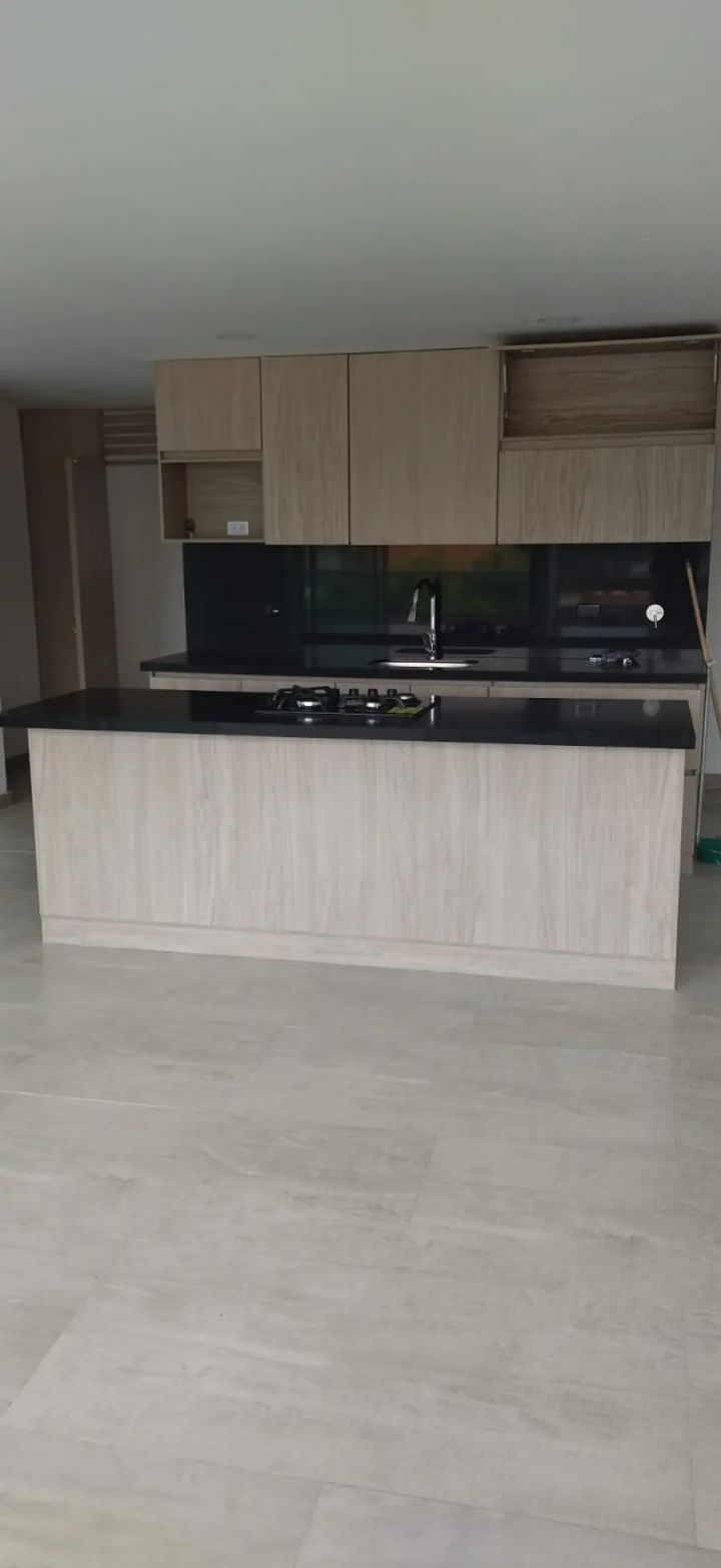 Apartamento en arriendo Antioquia Medellín Estadio 110 m2 Habitaciones 3 Baños 2 Garajes 1 Precio $2100000