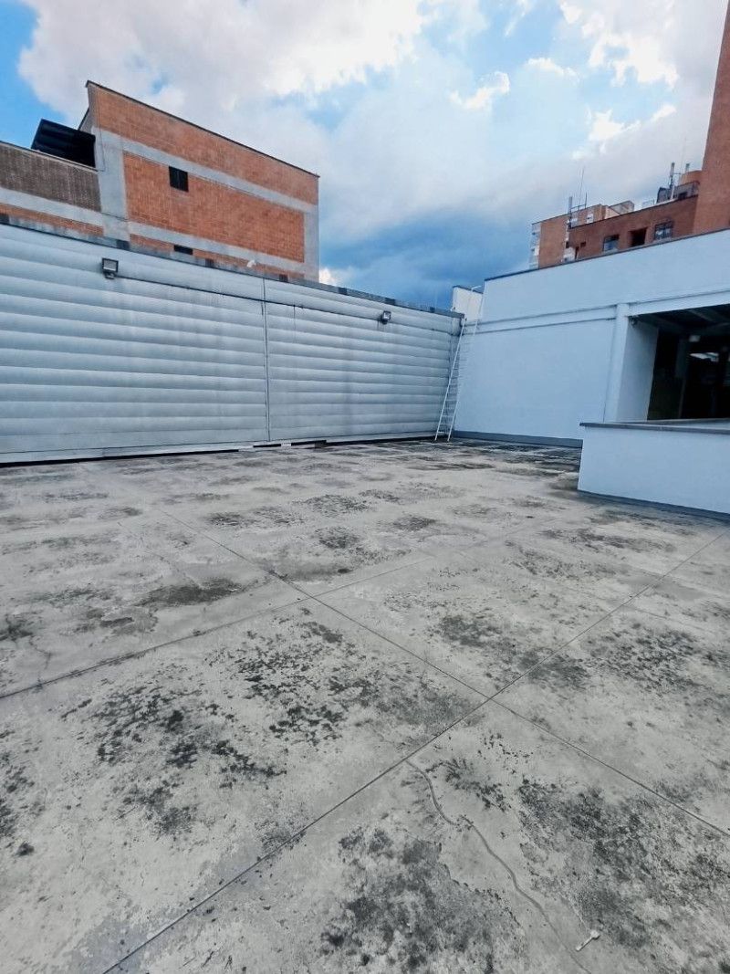 Local en arriendo Antioquia Medellín Calasanz 105 m2 Habitaciones 0 Baños 2 Garajes 0 Precio $15000000