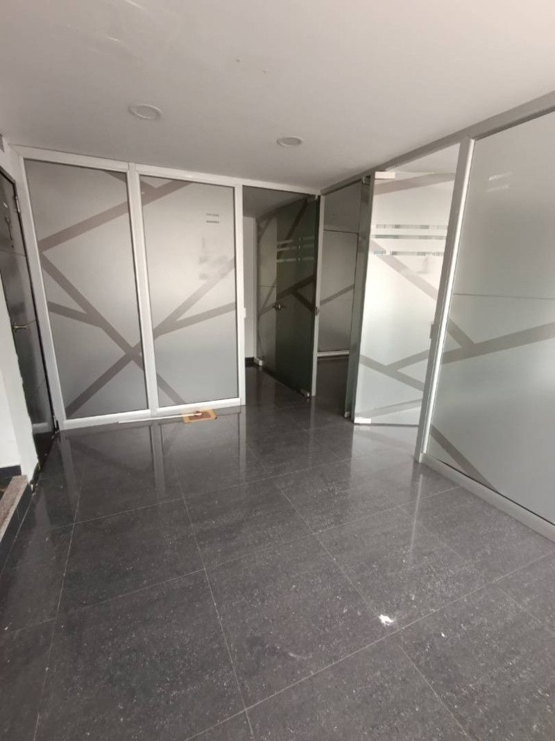 Local en arriendo Antioquia Medellín Calasanz 600 m2 Habitaciones 0 Baños 5 Garajes 0 Precio $34500000
