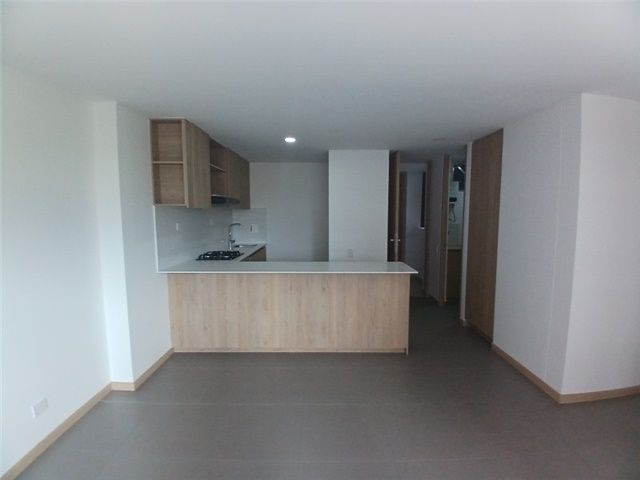 Apartamento en arriendo Antioquia Medellín Shellmar 70 m2 Habitaciones 3 Baños 2 Garajes 1 Precio $2100000