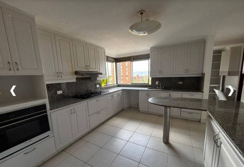 Apartamento en venta Antioquia Medellín El Tesoro 245 m2 Habitaciones 4 Baños 5 Garajes 2 Precio $1900000000