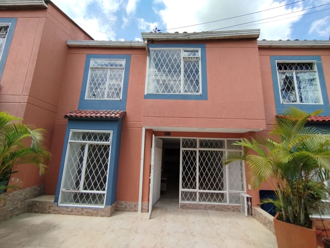 Casa en venta Santander Bucaramanga Ub Campo Real 118 m2 Habitaciones 4 Baños 3 Garajes 1 Precio $480000000