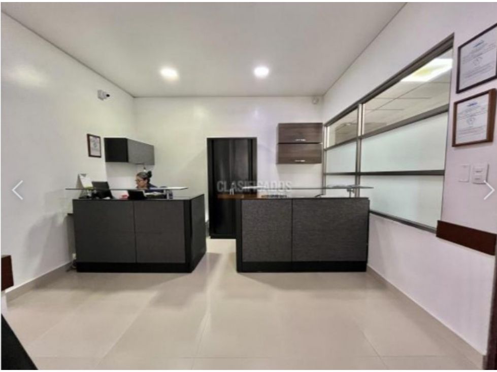 Consultorio en venta Valle Del Cauca Cali San Pedro 18 m2 Habitaciones 0 Baños 0 Garajes 1 Precio $350000000
