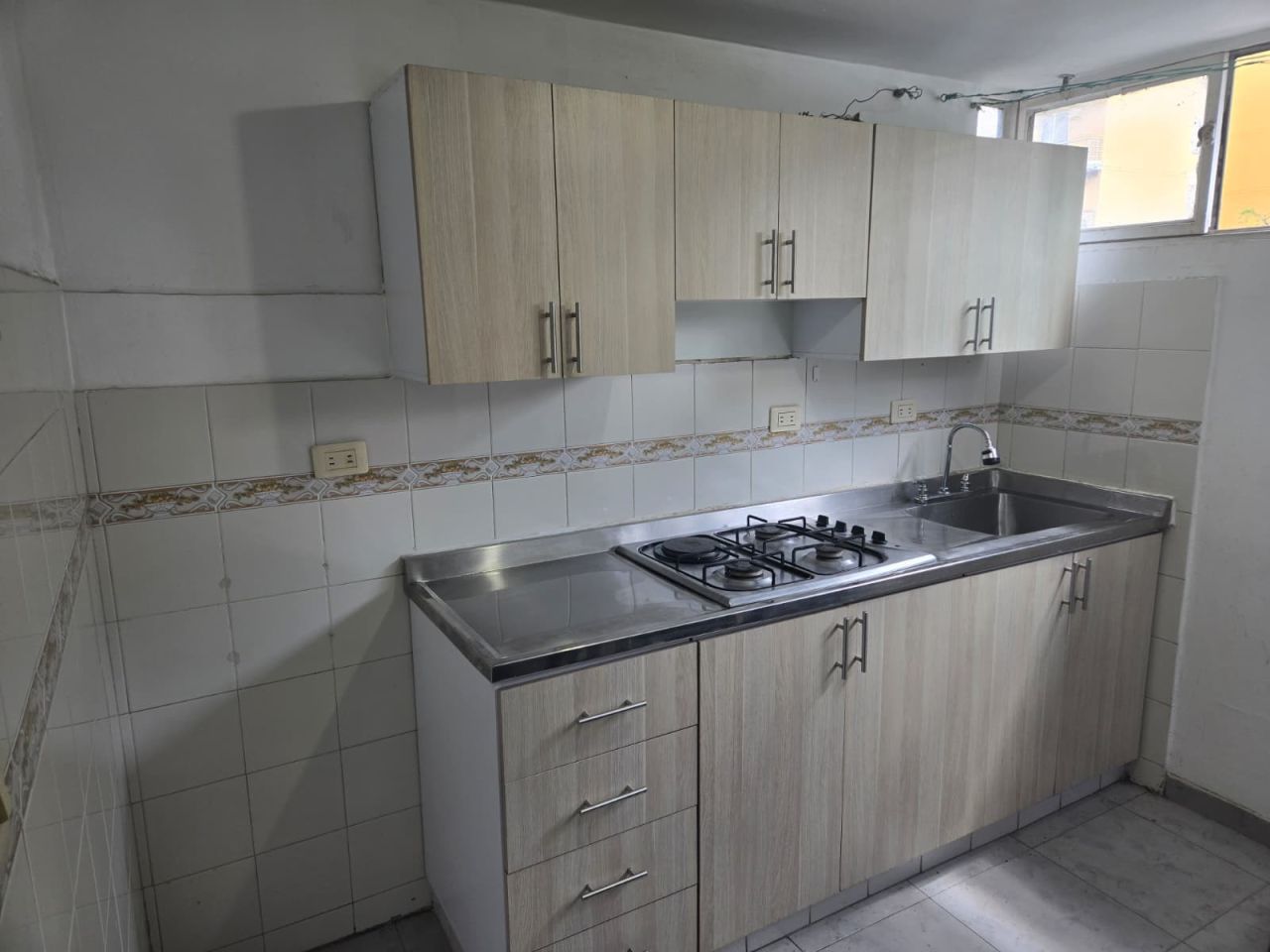 Apartamento en venta Valle Del Cauca Cali Urbanización Colseguros 68 m2 Habitaciones 3 Baños 2 Garajes 1 Precio $218000000