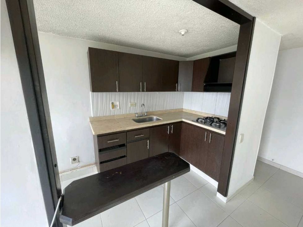 Apartamento en arriendo Antioquia Medellín La Hondonada 60 m2 Habitaciones 3 Baños 2 Garajes 1 Precio $2100000
