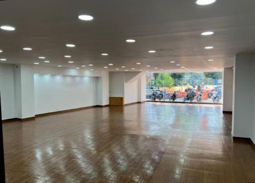 Local en arriendo Antioquia Envigado Jardines 200 m2 Habitaciones 0 Baños 1 Garajes 0 Precio $11000000