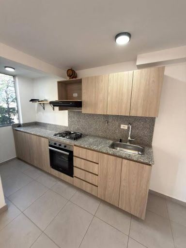 Apartamento en arriendo Antioquia Envigado Loma Del Barro 66 m2 Habitaciones 3 Baños 2 Garajes 1 Precio $3100000