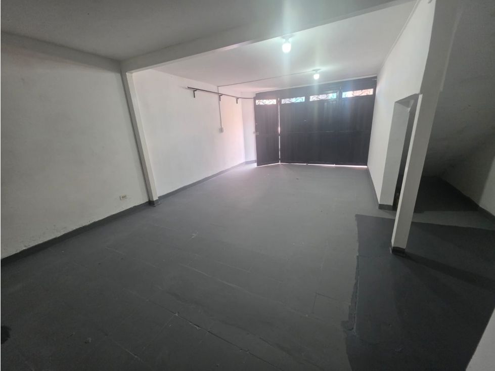 Local en arriendo Antioquia Medellín Enciso 60 m2 Habitaciones 0 Baños 1 Garajes 0 Precio $2200000
