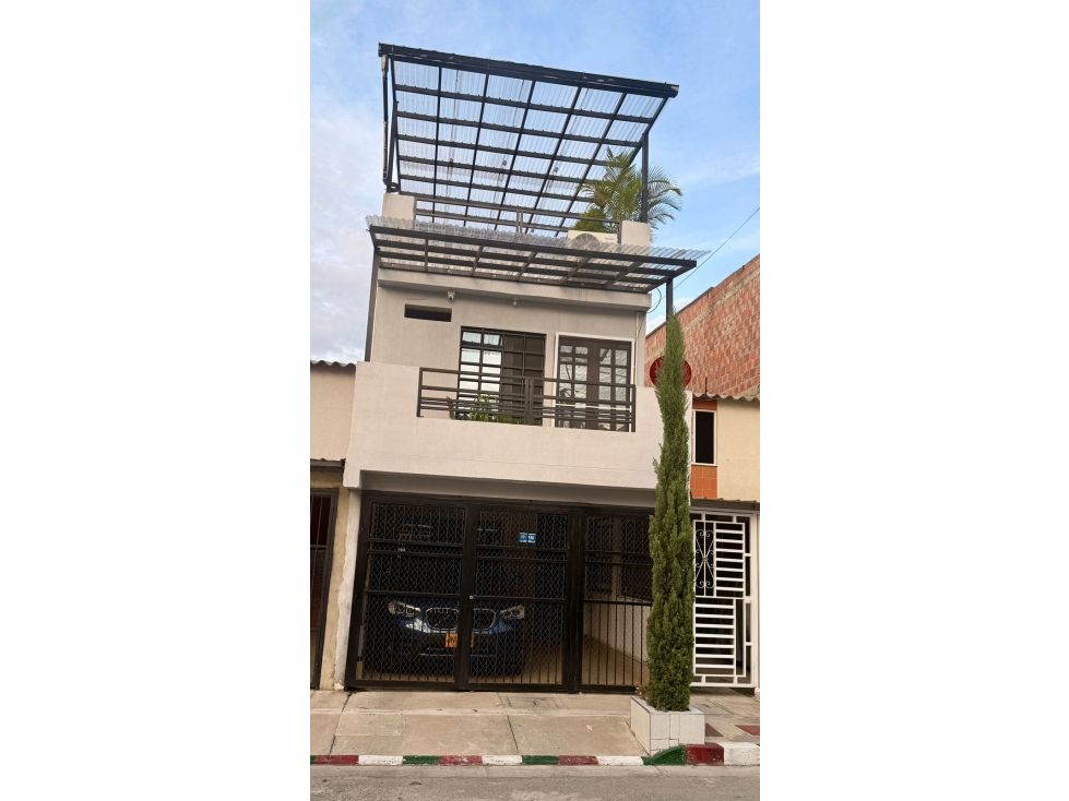 Casa en venta Valle Del Cauca Candelaria Candelaria 45 m2 Habitaciones 3 Baños 4 Garajes 1 Precio $380000000