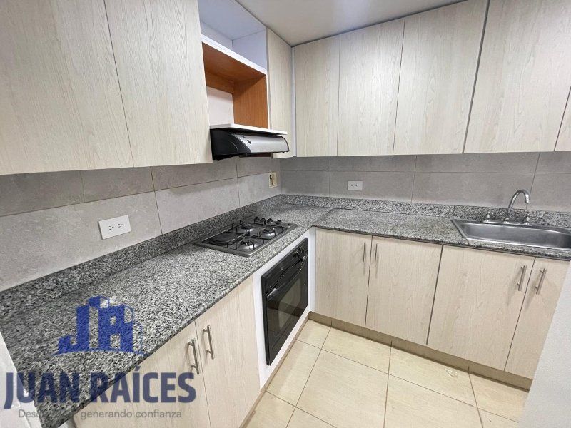 Apartamento en arriendo Antioquia Envigado El Portal 210 m2 Habitaciones 3 Baños 3 Garajes 2 Precio $4800000