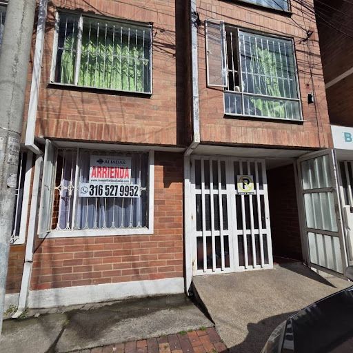 Apartamento en arriendo Cundinamarca Bogotá Santa Catalina 42 m2 Habitaciones 2 Baños 2 Garajes 1 Precio $1350000