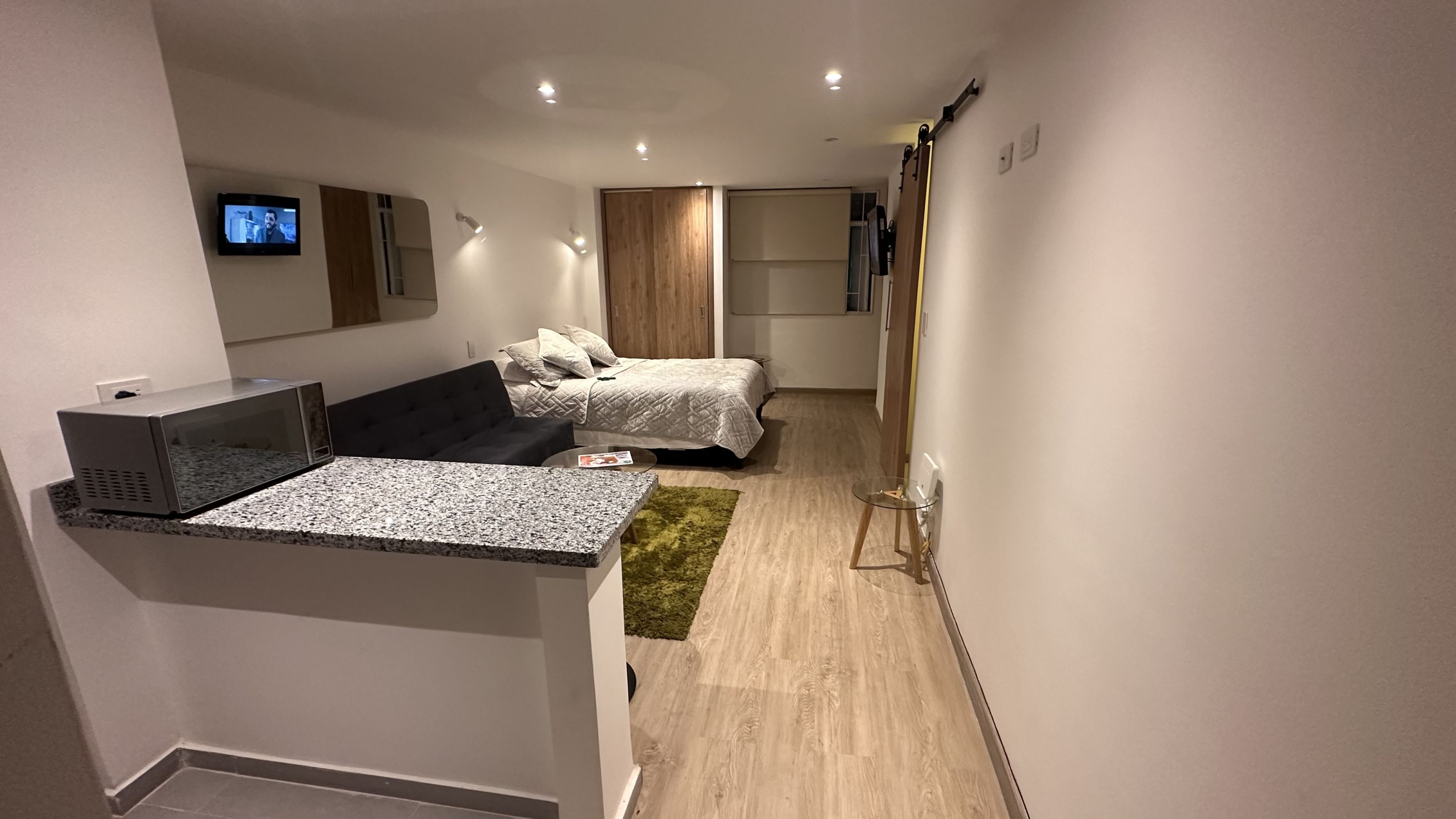 Apartaestudio en arriendo Cundinamarca Bogotá Marly 30 m2 Habitaciones 1 Baños 1 Garajes 0 Precio $2050000