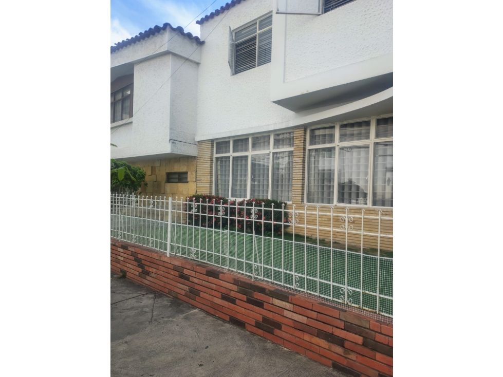 Casa en arriendo Santander Bucaramanga Cabecera Del Llano 265 m2 Habitaciones 5 Baños 3 Garajes 1 Precio $15800000