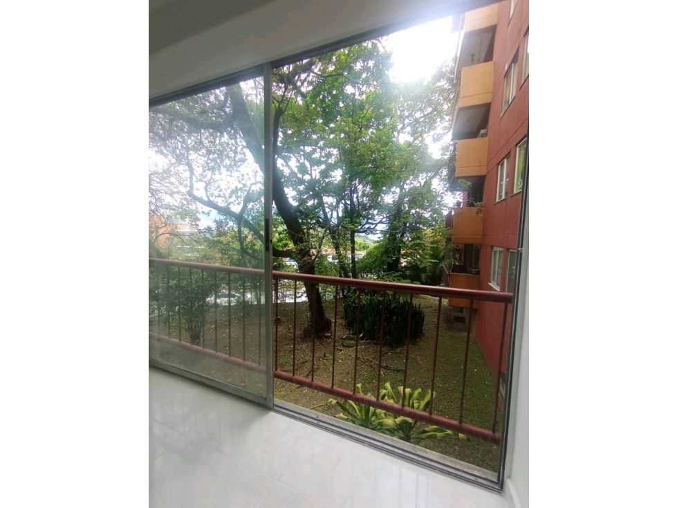 Apartamento en venta Antioquia Medellín Villa Flora 72 m2 Habitaciones 3 Baños 3 Garajes 1 Precio $440000000