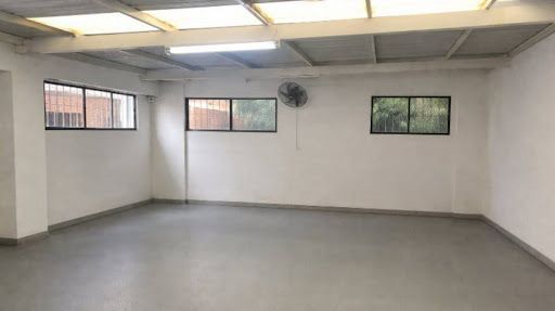 Bodega en arriendo Antioquia Medellín El Danubio 800 m2 Habitaciones 0 Baños 1 Garajes 0 Precio $25000000