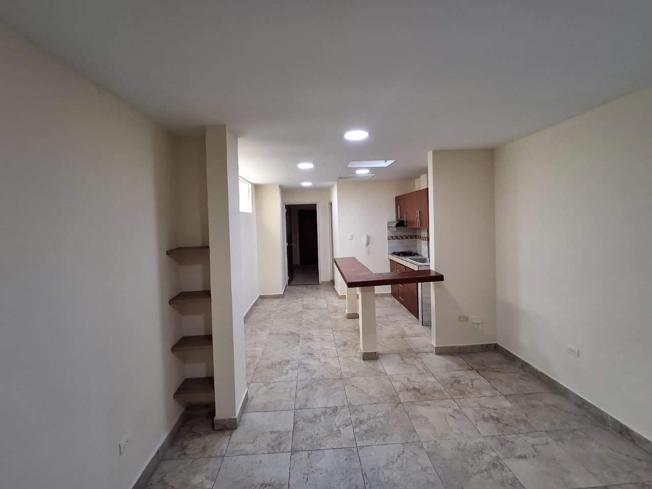 Apartamento en arriendo Valle Del Cauca Cali Bretaña 45 m2 Habitaciones 1 Baños 1 Garajes 0 Precio $800000