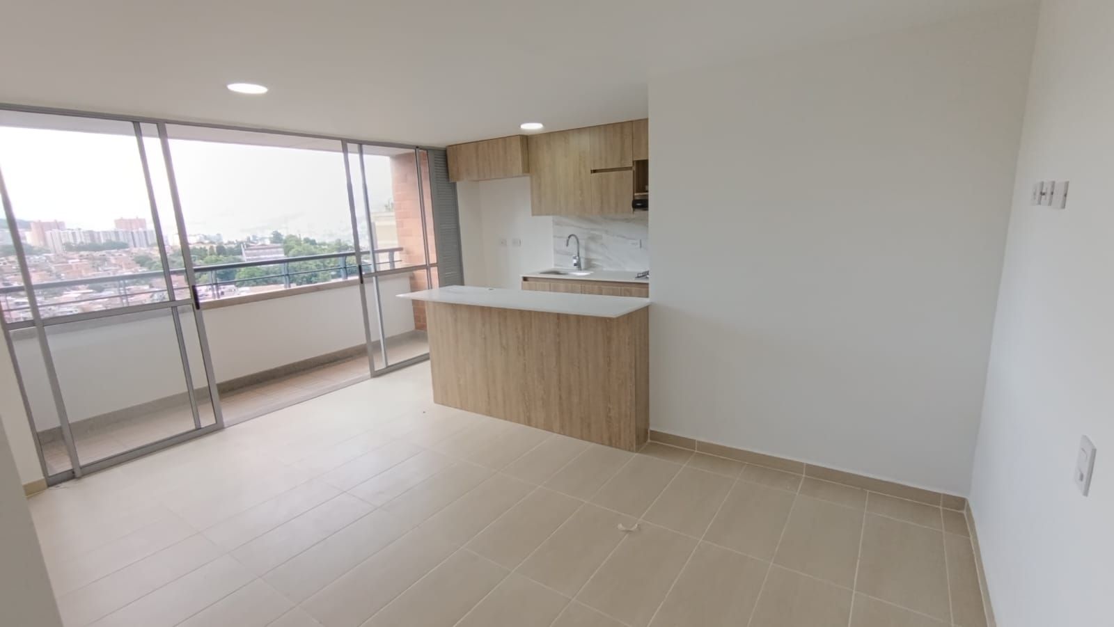 Apartamento en arriendo Antioquia Itagüí Fátima 74 m2 Habitaciones 3 Baños 2 Garajes 1 Precio $2800000