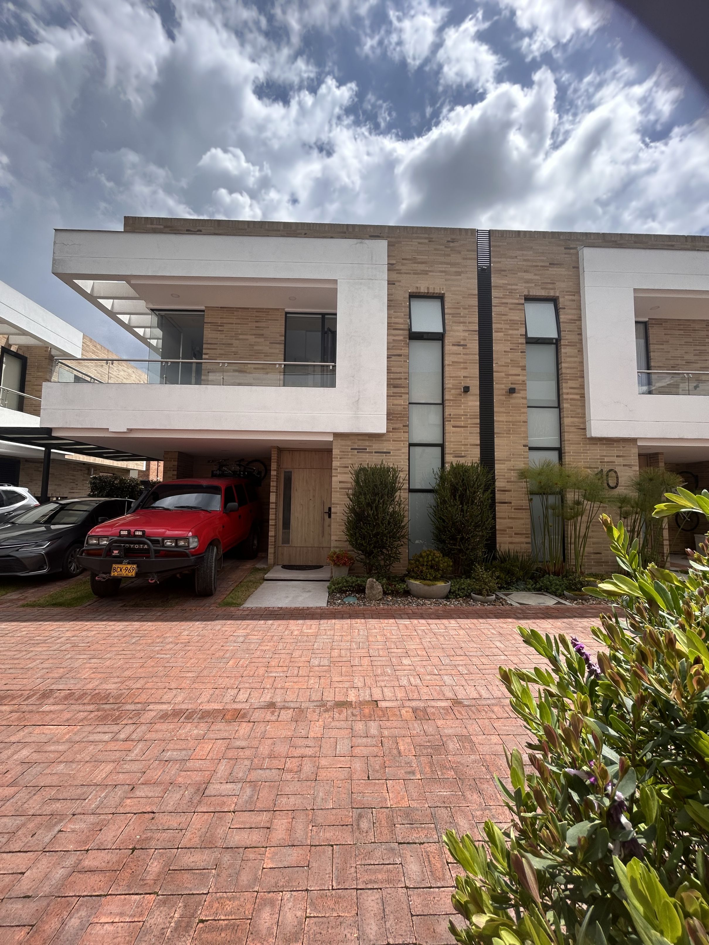 Casa en venta Cundinamarca Chía Vereda Bojaca 153 m2 Habitaciones 4 Baños 4 Garajes 5 Precio $1135000000