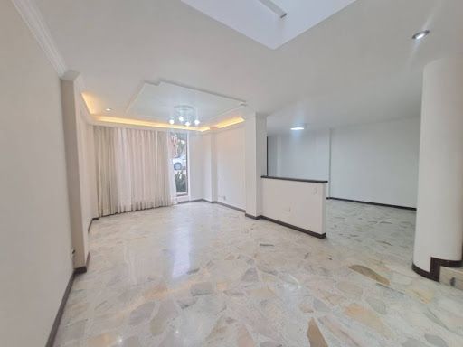Casa en venta Risaralda Pereira Cr La Arboleda 213 m2 Habitaciones 3 Baños 4 Garajes 2 Precio $730000000
