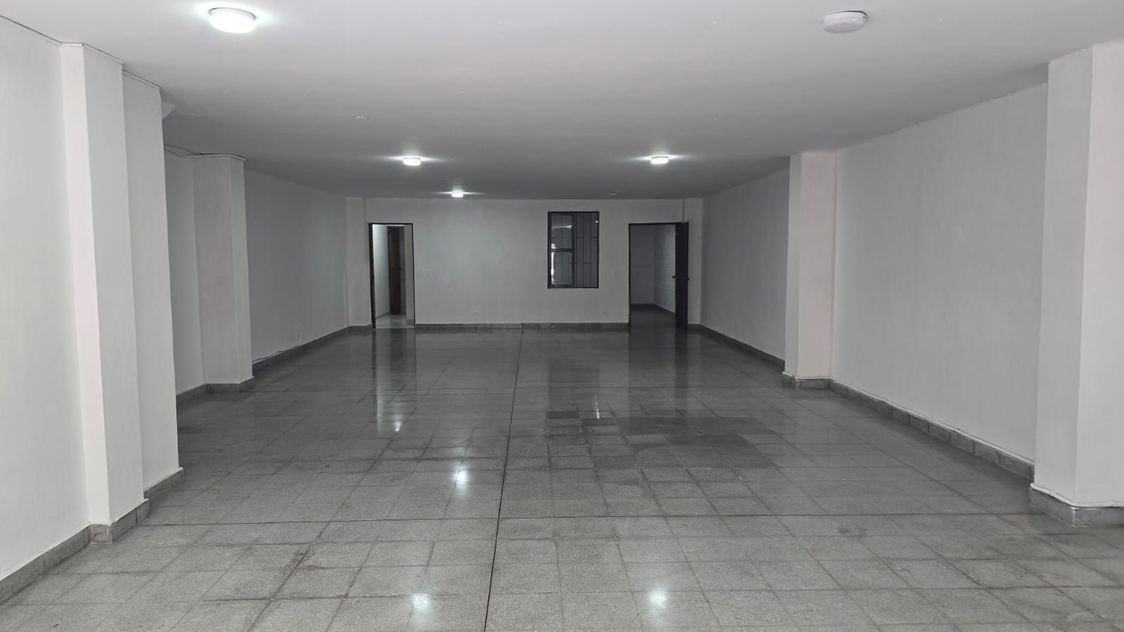 Bodega en arriendo Antioquia Medellín Perpetuo Socorro 150 m2 Habitaciones 0 Baños 2 Garajes 0 Precio $10000000