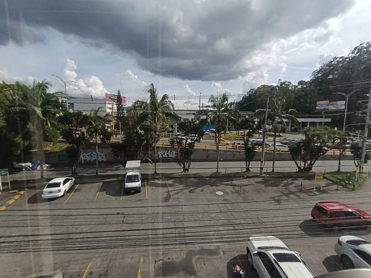 Local en arriendo Antioquia Medellín Cristo Rey 200 m2 Habitaciones 0 Baños 2 Garajes 0 Precio $7900000