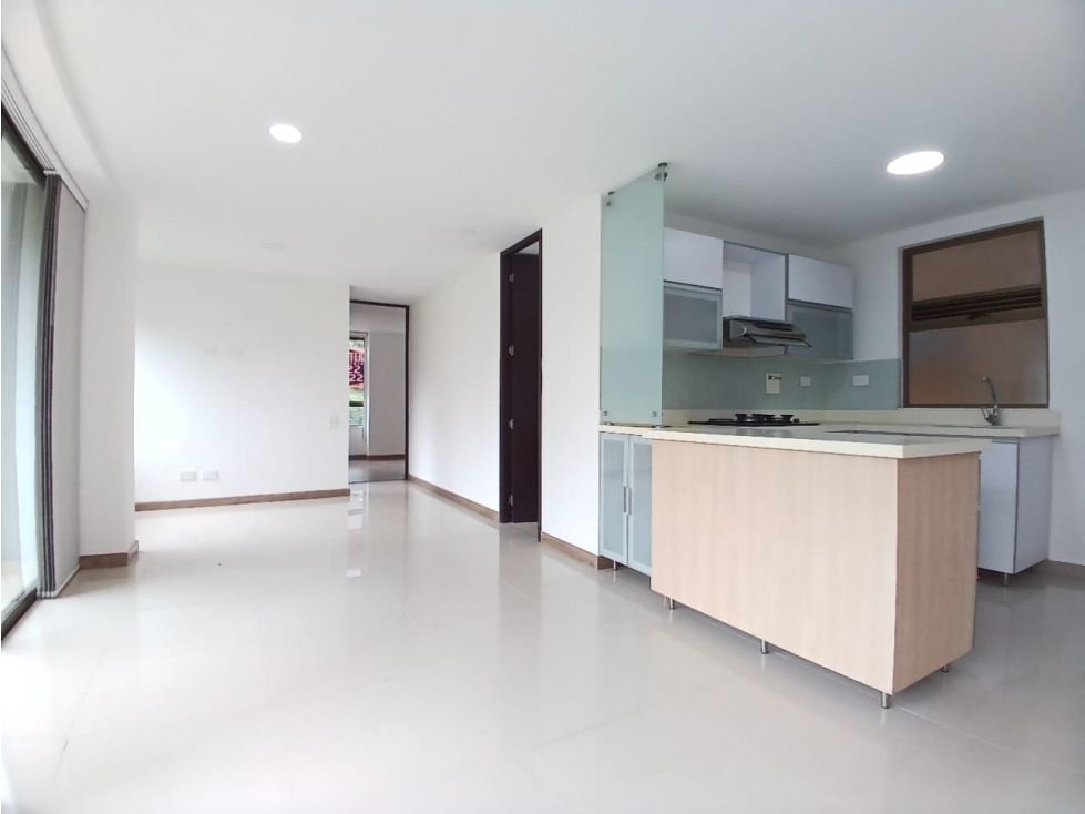 Apartamento en arriendo Antioquia Medellín Altos Del Poblado 72 m2 Habitaciones 2 Baños 2 Garajes 2 Precio $4600000