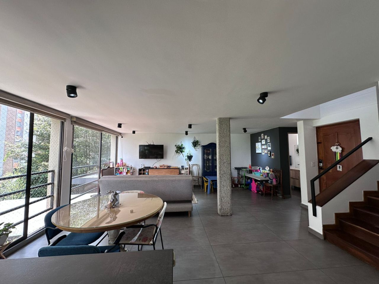 Casa en venta Antioquia Medellín Los Naranjos 248 m2 Habitaciones 4 Baños 5 Garajes 3 Precio $1870000000