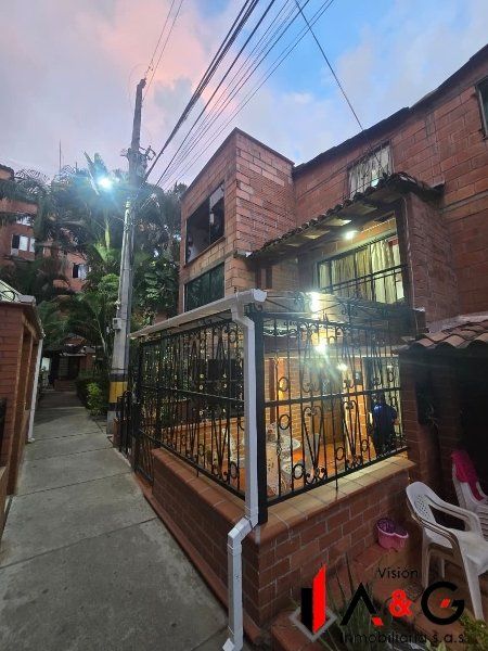 Apartamento en arriendo Antioquia Bello Urbanización Nogales 100 m2 Habitaciones 4 Baños 2 Garajes 0 Precio $2500000