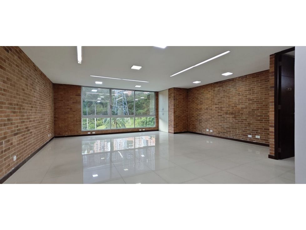 Oficina en arriendo Antioquia Medellín Patio Bonito 60 m2 Habitaciones 0 Baños 1 Garajes 1 Precio $4750000