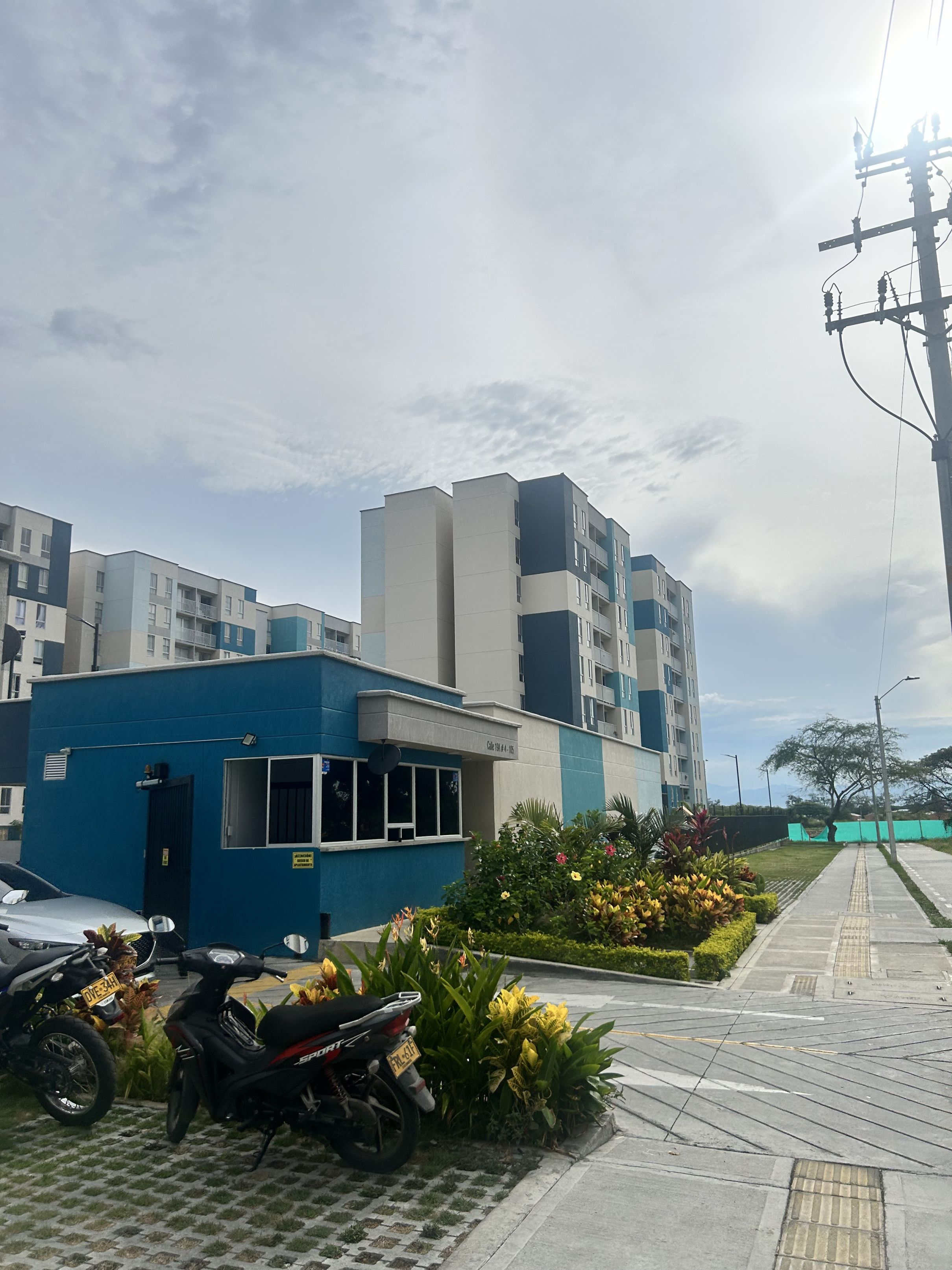 Apartamento en arriendo Valle Del Cauca Palmira Las Flores 52 m2 Habitaciones 2 Baños 2 Garajes 1 Precio $1400000