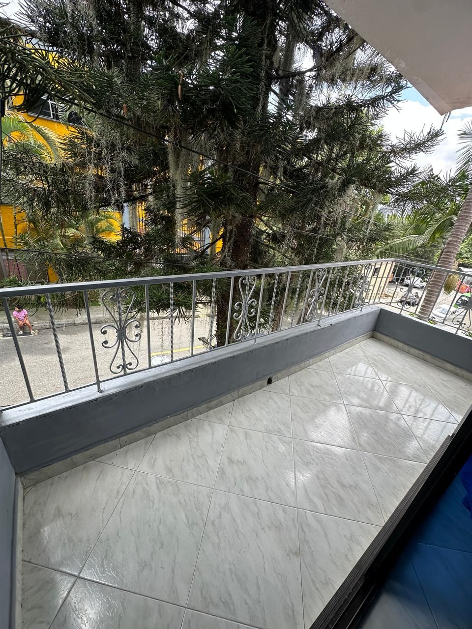 Casa en venta Antioquia Medellín Eduardo Santos 228 m2 Habitaciones 4 Baños 2 Garajes 0 Precio $450000000