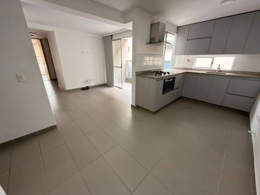 Apartamento en arriendo Antioquia Medellín El Rincon 70 m2 Habitaciones 3 Baños 2 Garajes 1 Precio $3100000