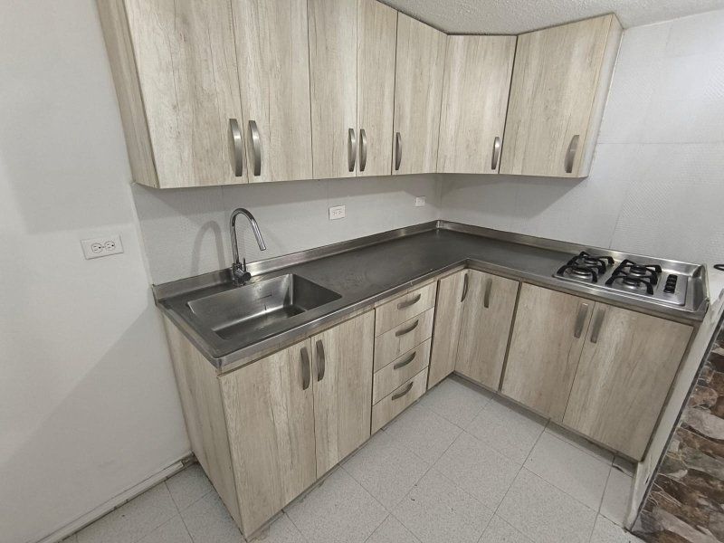 Casa en arriendo Antioquia Sabaneta Prados De Sabaneta 80 m2 Habitaciones 2 Baños 2 Garajes 0 Precio $2400000