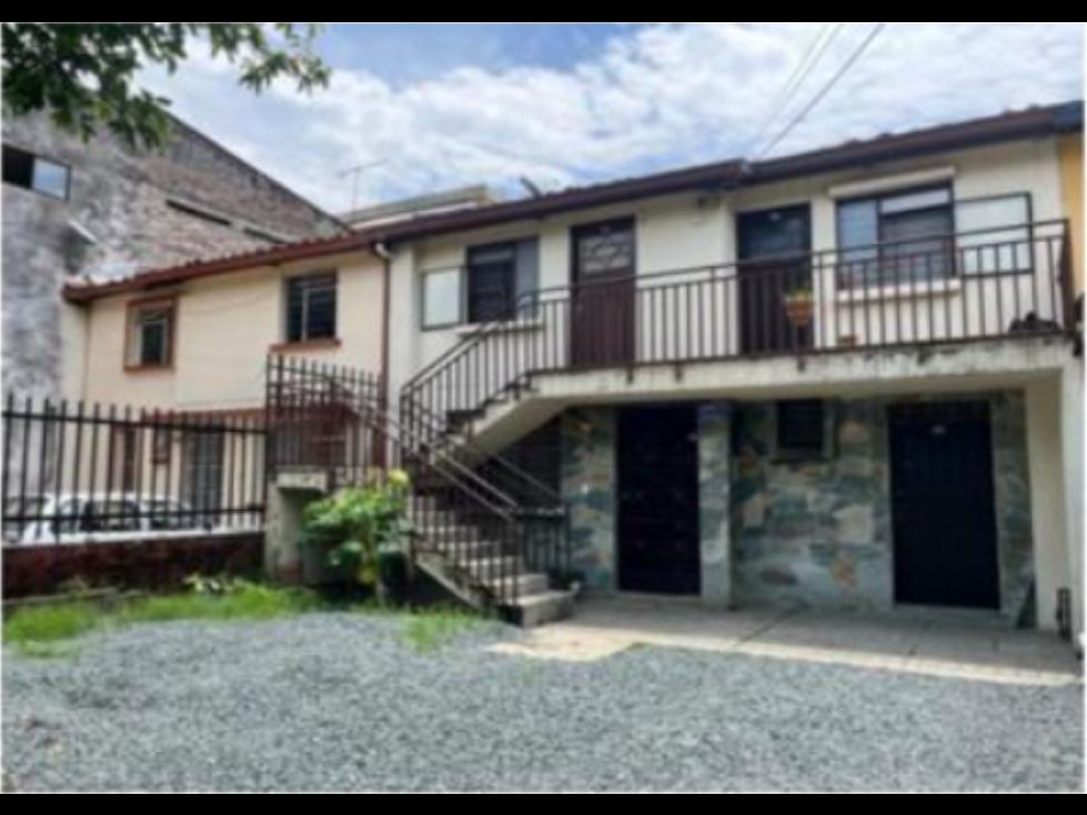 Casa en venta Valle Del Cauca Cali Champagnat 374 m2 Habitaciones 5 Baños 4 Garajes 4 Precio $498000000