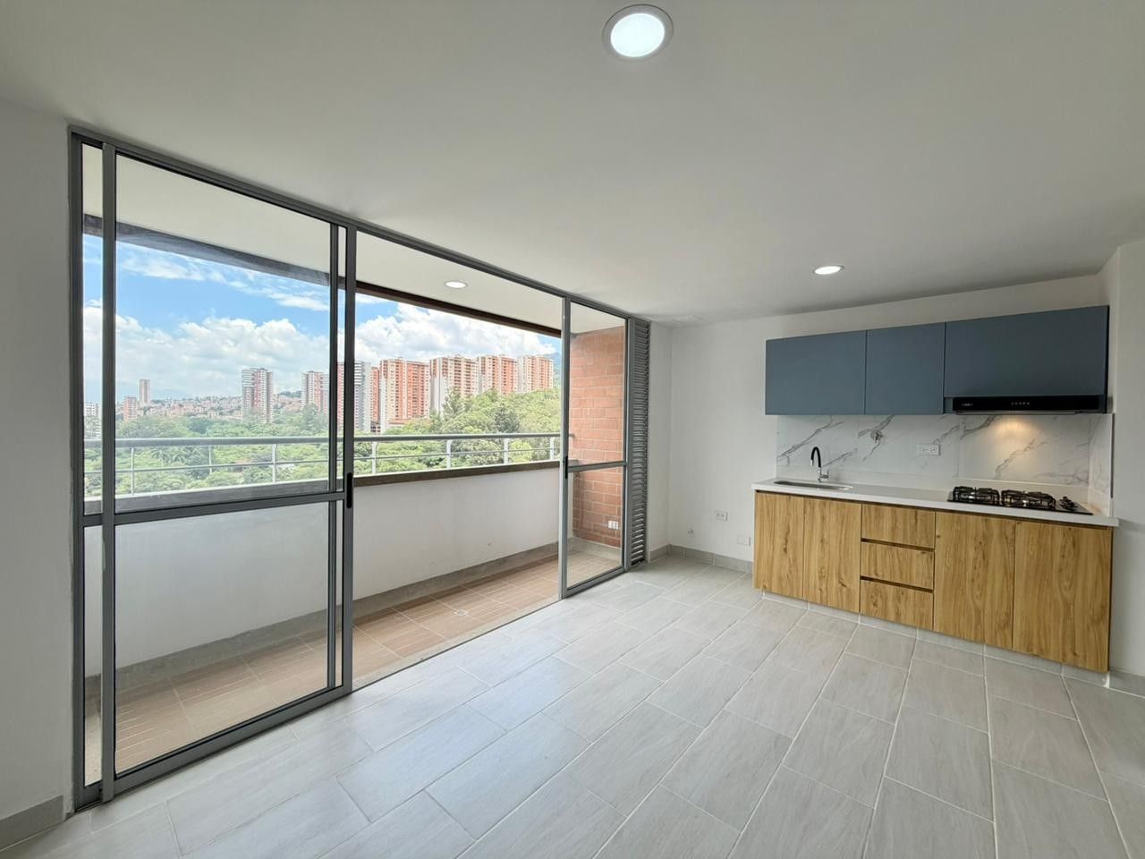Apartamento en arriendo Antioquia Bello Zona Industrial No 1 62 m2 Habitaciones 2 Baños 2 Garajes 1 Precio $2100000