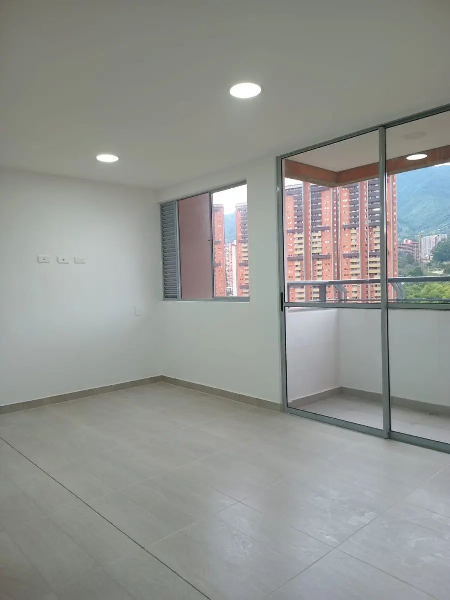 Apartamento en venta Antioquia Itagüí Ditaires 62 m2 Habitaciones 2 Baños 2 Garajes 1 Precio $266000000
