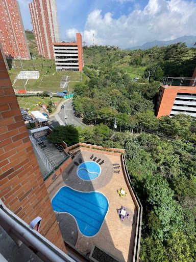 Apartamento en arriendo Antioquia Medellín Santa Rosa De Lima 70 m2 Habitaciones 2 Baños 2 Garajes 1 Precio $2900000