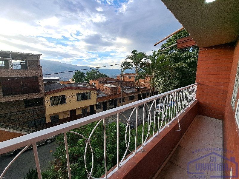 Casa en arriendo Antioquia Medellín San Miguel 86 m2 Habitaciones 3 Baños 1 Garajes 0 Precio $1950000