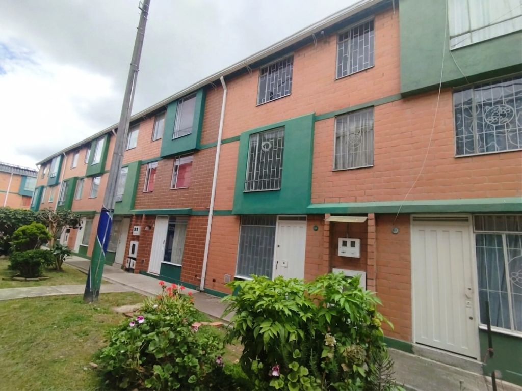 Casa en arriendo Cundinamarca Bogotá Cr Sabana Grande Et Iv 48 m2 Habitaciones 2 Baños 1 Garajes 0 Precio $1218000