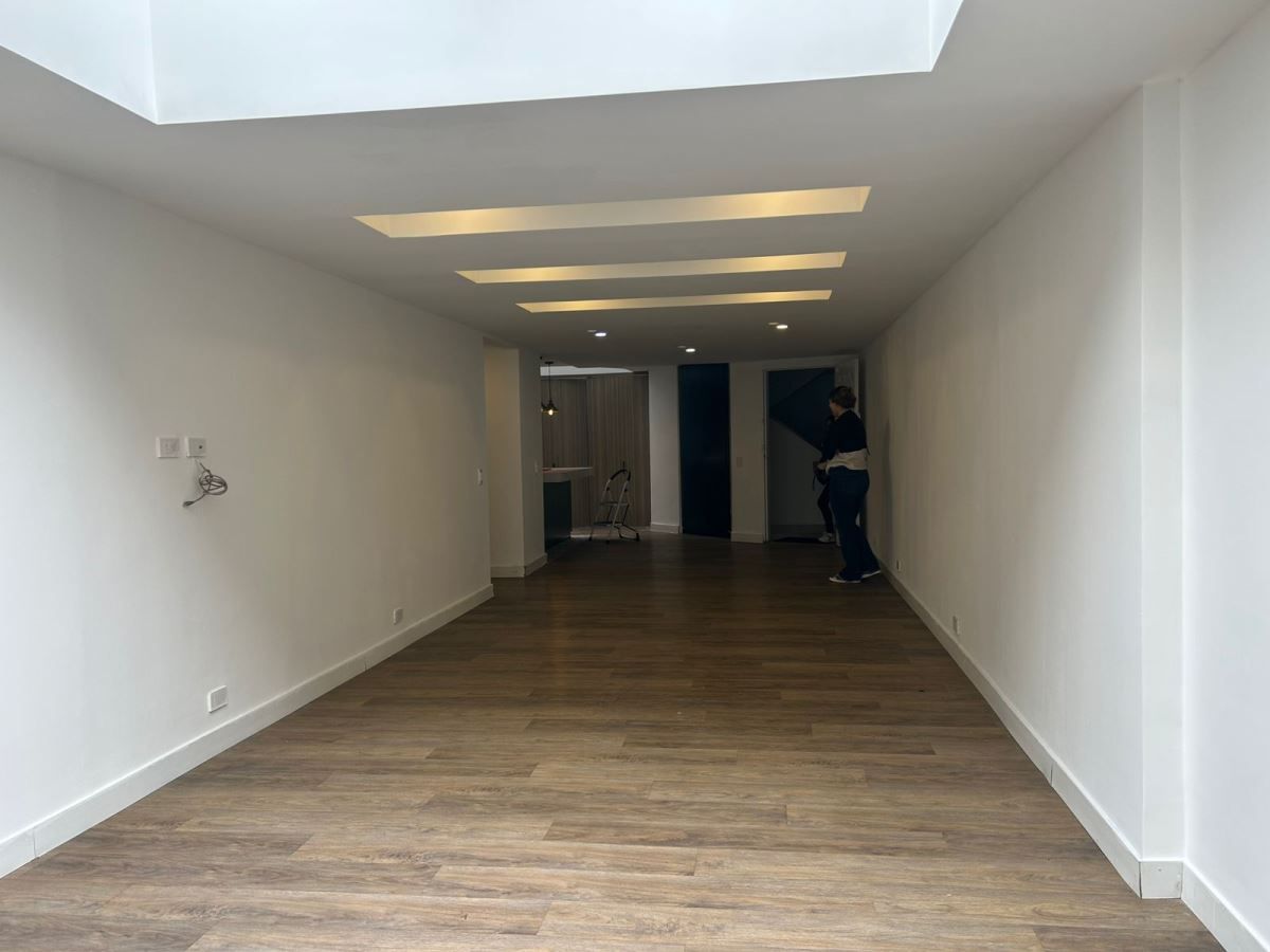 Apartamento en arriendo Cundinamarca Bogotá Santa Barbara Central 160 m2 Habitaciones 2 Baños 3 Garajes 1 Precio $6000000